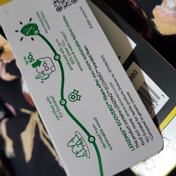 🆕️ CUTE BLACK FLOWER DESIGN DRESS 🖤💕 - Picture 11 of 11